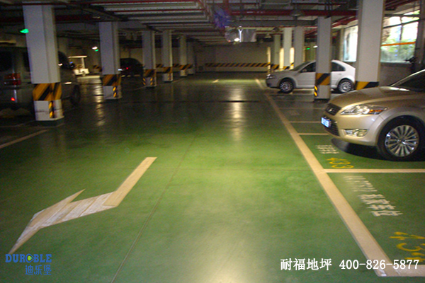 停车场地面 停车场地面