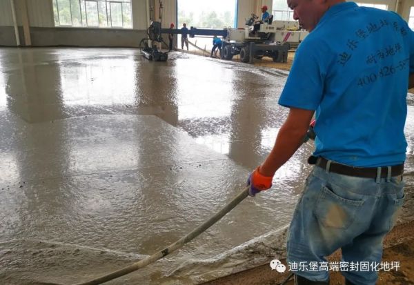 力石伯乐钢化地坪 力石伯乐钢化地坪